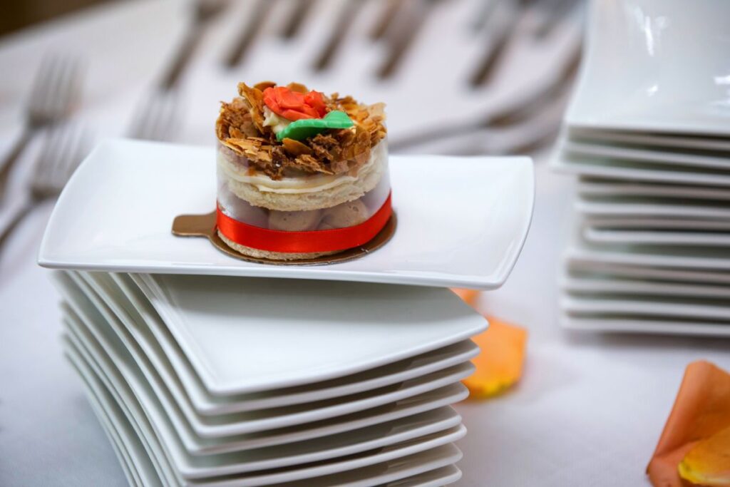 Can you deliver and set up cakes for events?