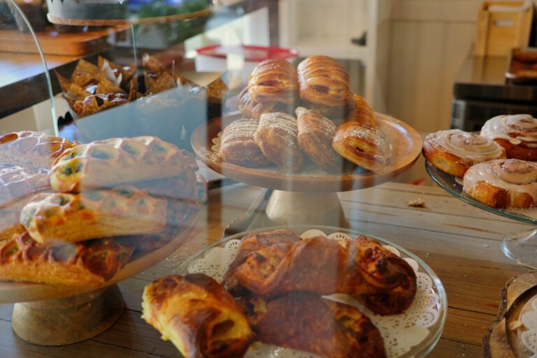 Visit Us — Gallo's Bakery